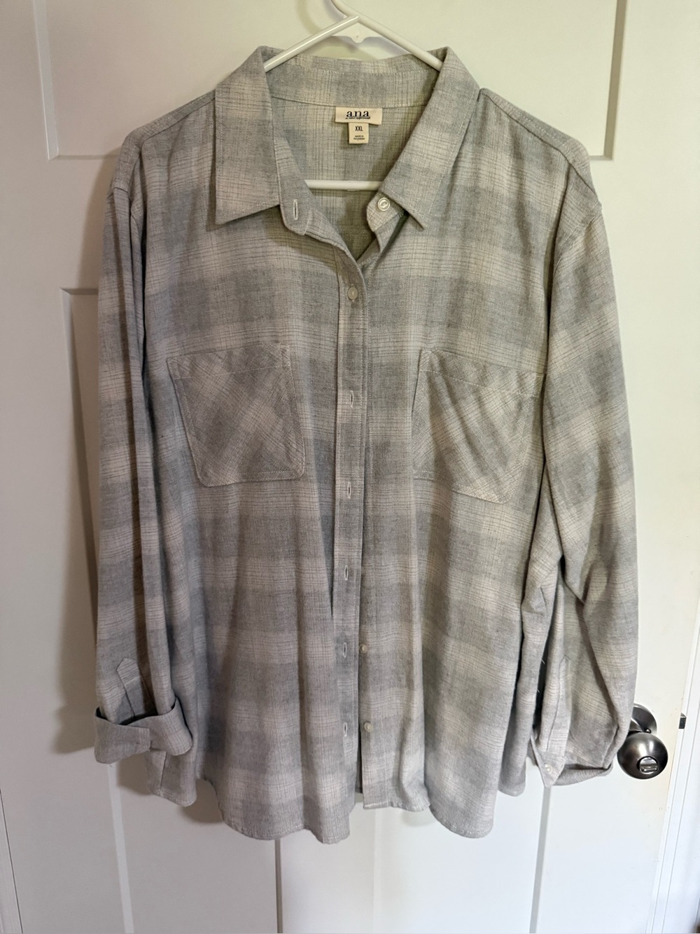 a.n.a Men's Gray Plaid Button-Down Shirt